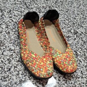 Bernie Mev. Catwalk Colorful Flats Womens Size 38 EU . Size 7 Us